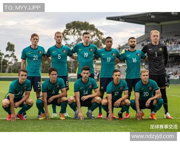 两位足球巨星数据深度对比揭示谁才是当代最强球员 两位足球巨星数据深度对比揭示谁才是当代最强球员