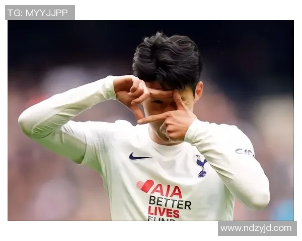 小白鞋背后的传奇故事与足球球星的成长之路