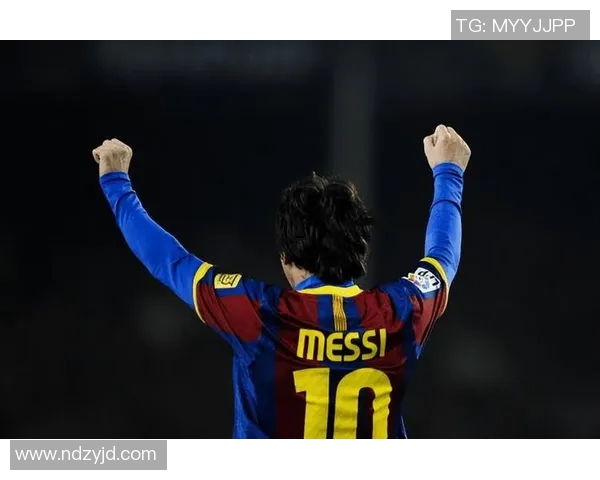 伤感足球传奇时光球星背影与空场孤独的心情交织 伤感足球传奇时光球星背影与空场孤独的心情交织